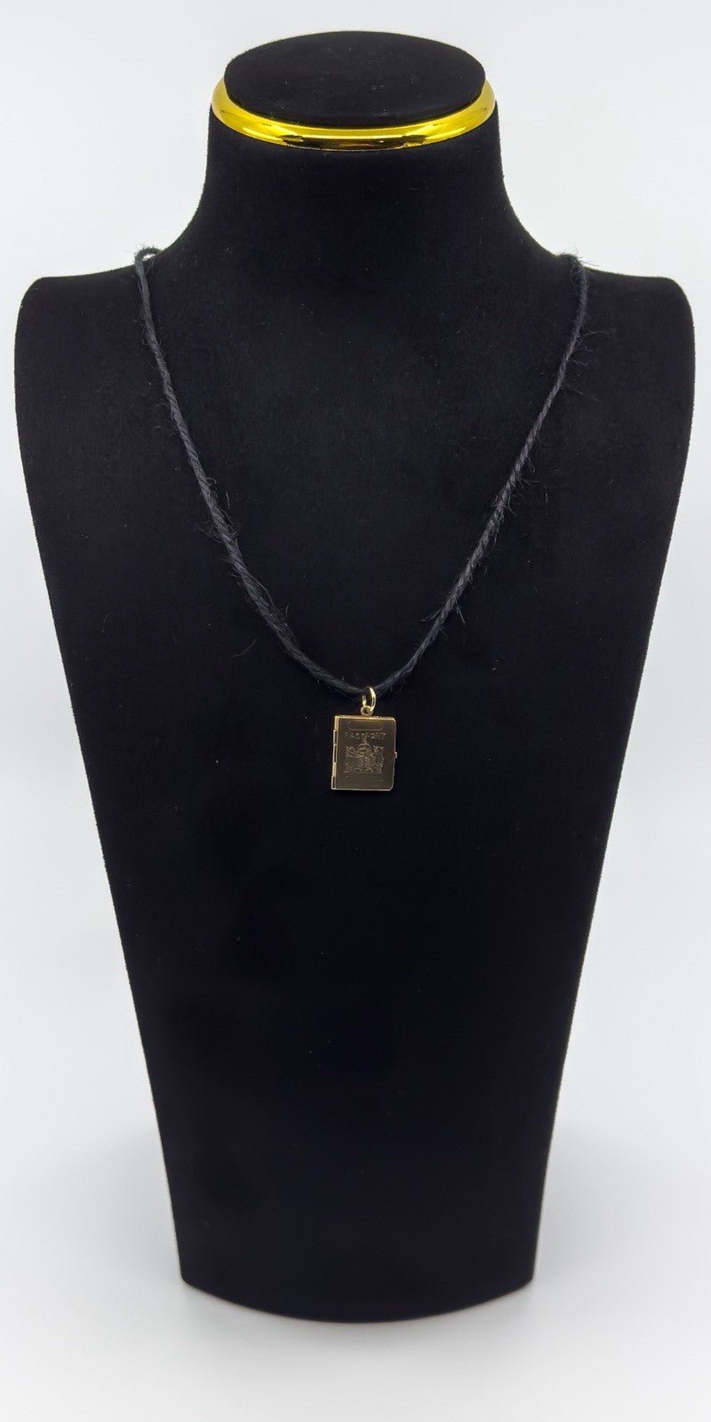 Vintage 9ct Gold Travel Passport Pendant/ Charm 375 Articulated