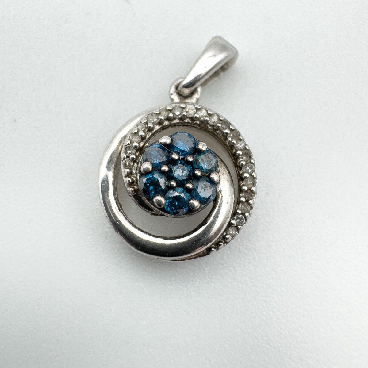 Unusual Blue & White 0.20ct Diamond Pendant in Sterling Silver 925
