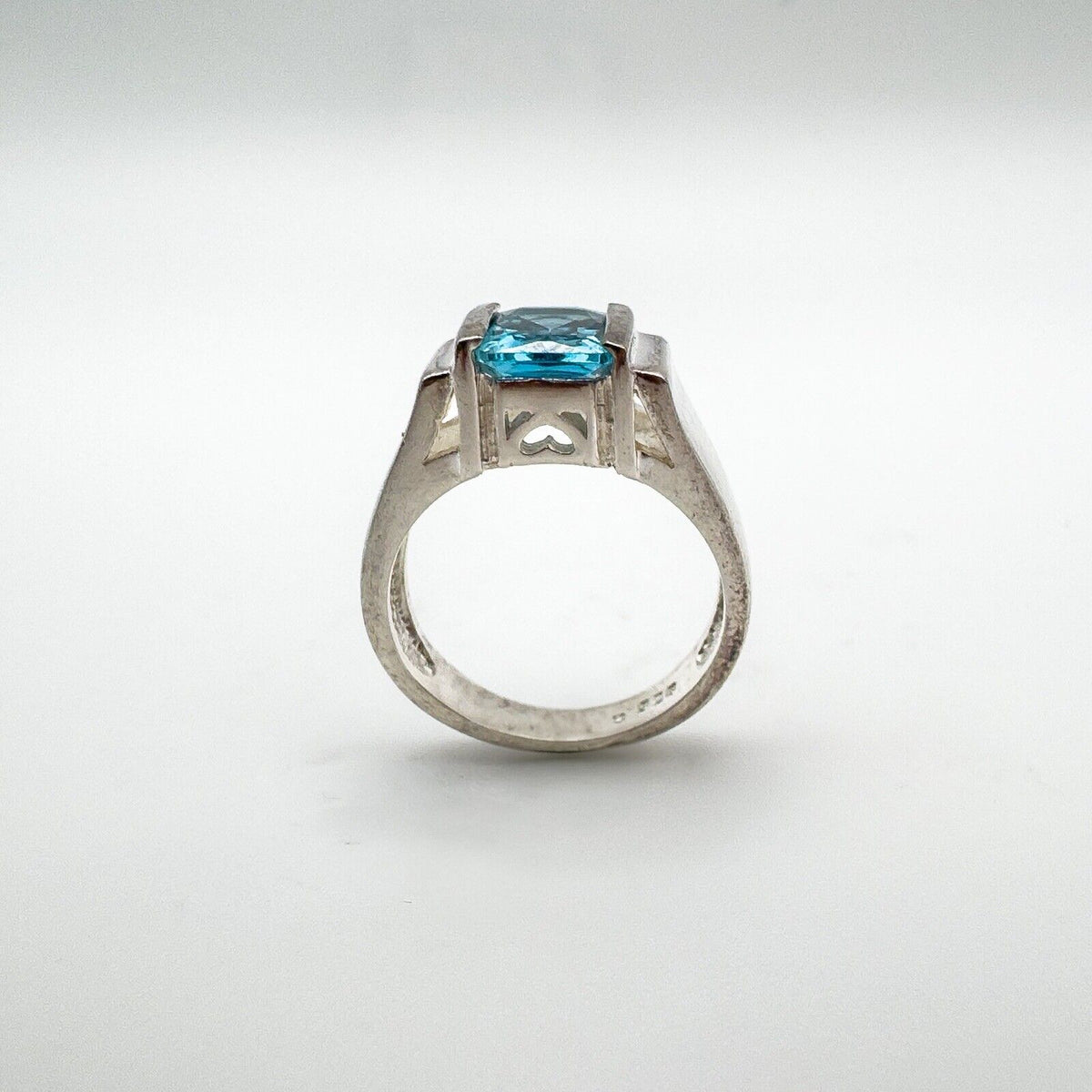 1.5ct Blue Topaz Solitaire Ring Sterling Silver 925 Size K Engagement Stacking