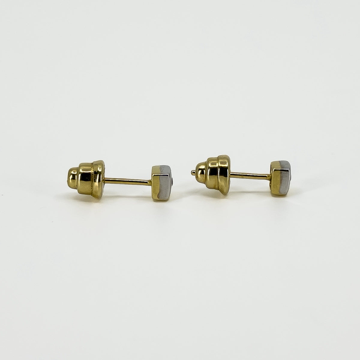 Small Chunky 14ct Gold Tiny Diamond Solitaire Square Stud Earrings 585