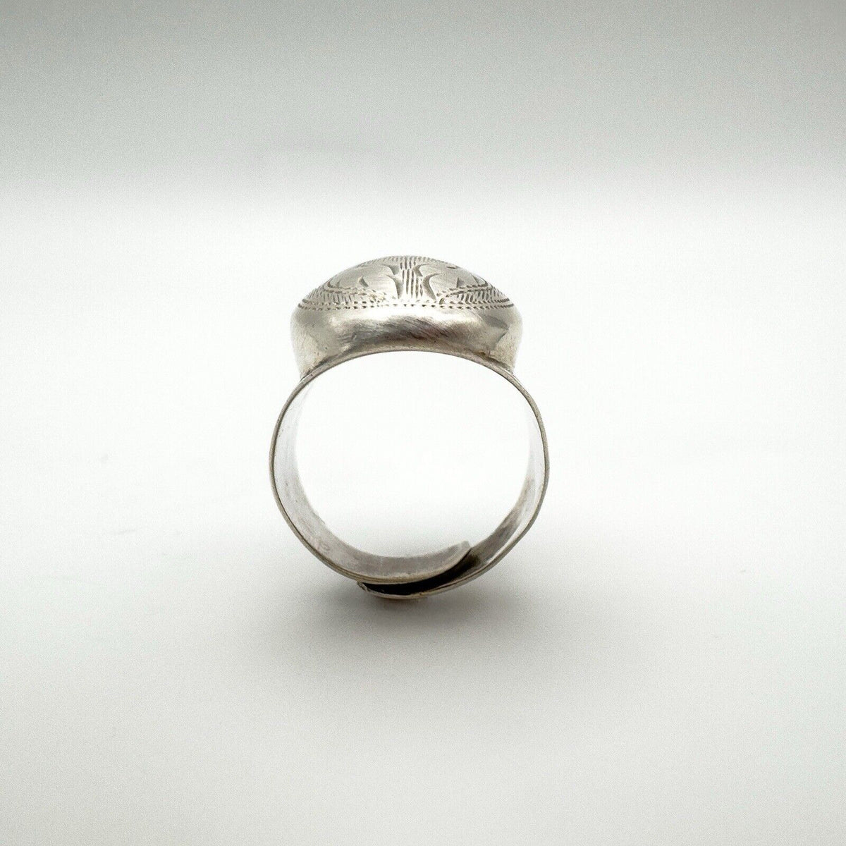 Large Chunky Oval Vintage Engraved Ring in Sterling Silver 925 Size P - Q by DPG