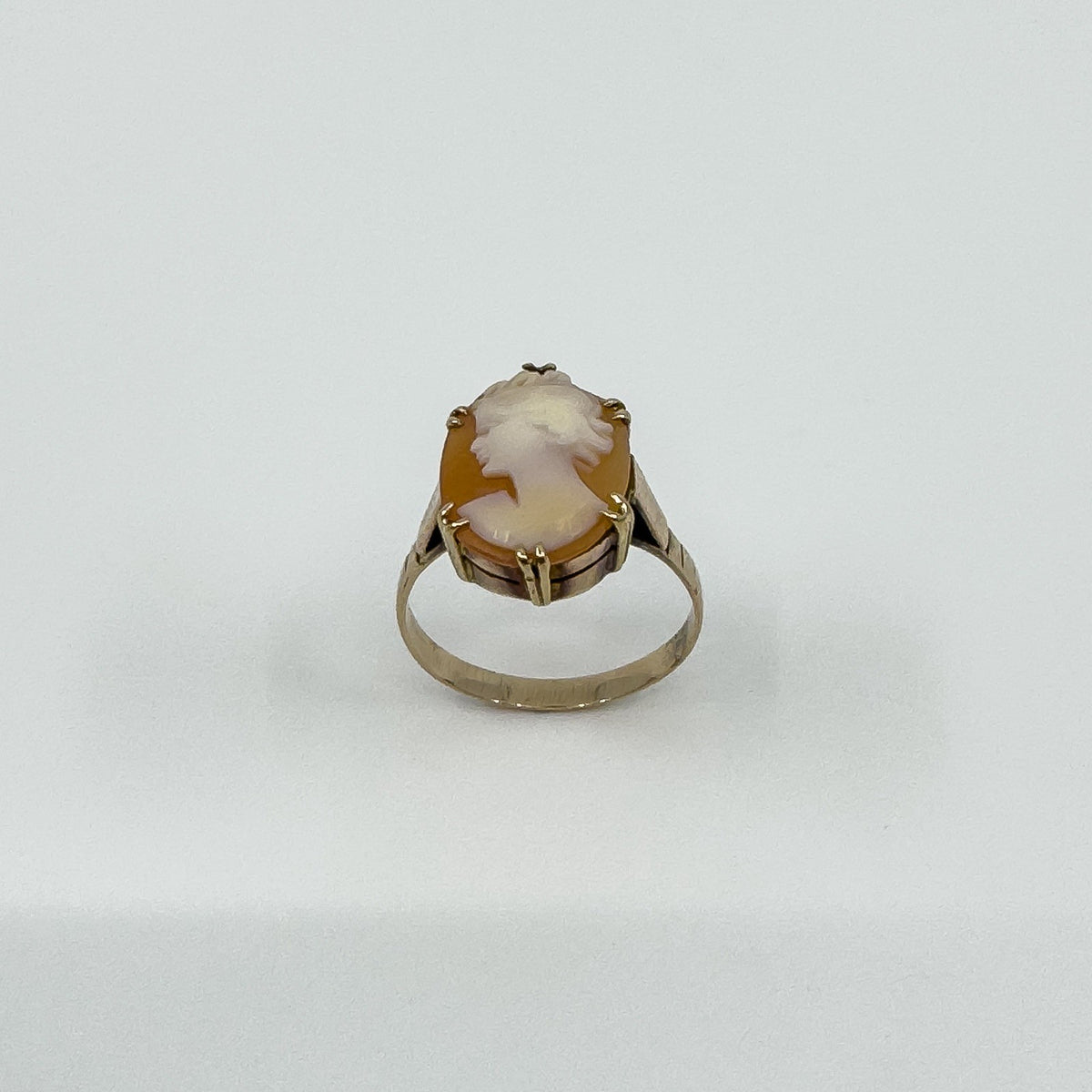 Vintage 9ct Gold Large Chunky Carved Cameo Ring 375 Size P