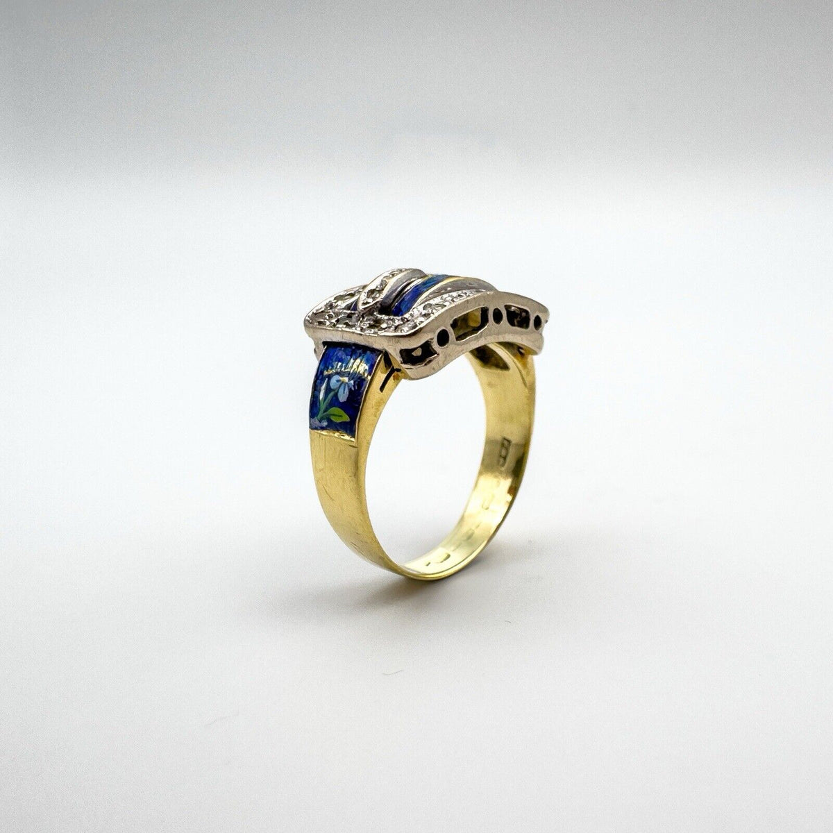Unusual Vintage 18ct Gold Diamond & Floral Enamelled Buckle Ring Size M Heavy 6g