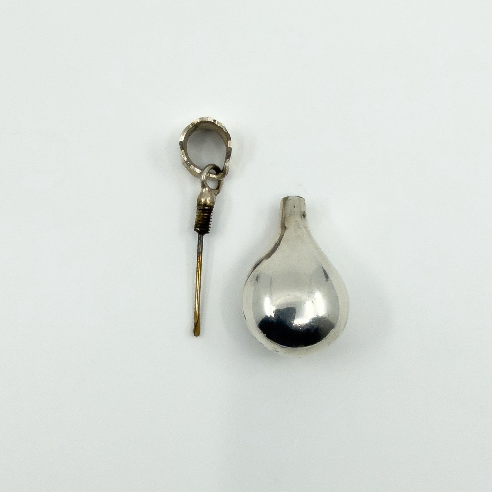 Vintage Sterling Silver Tear Drop Perfume / Poison Bottle Pendant 925