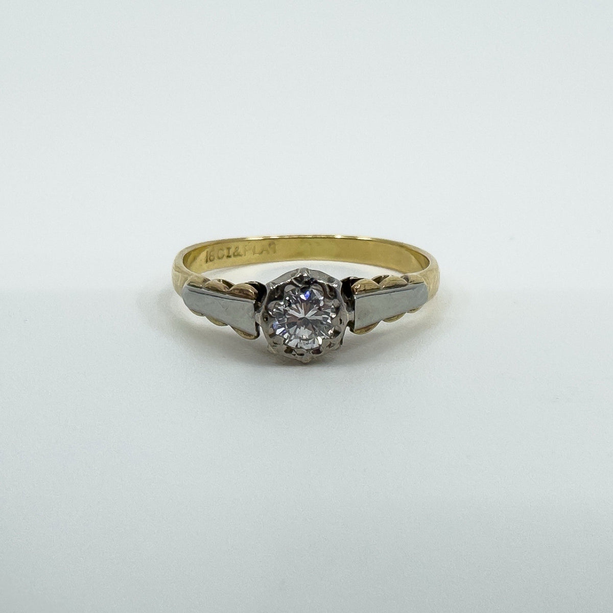 Vintage 18ct Gold & Platinum 0.20ct Diamond Solitaire Ring 750 Size N