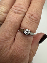 Vintage 18ct Gold & Platinum 0.20ct Diamond Solitaire Ring 750 Size N