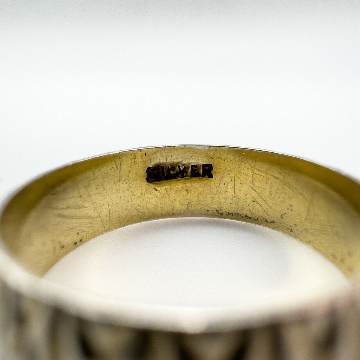 Vintage Diamond Cut Sterling Silver 925 Ring Size O - P *