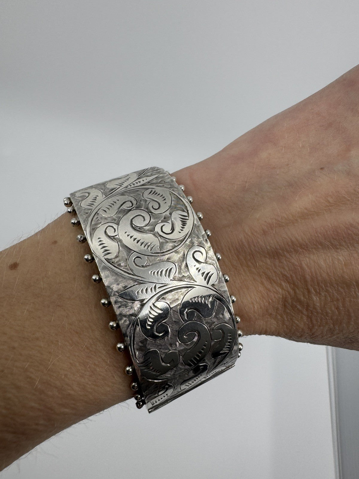 Wide Antique 1885 Victorian Sterling Silver & Gold Engraved Floral Bangle 925