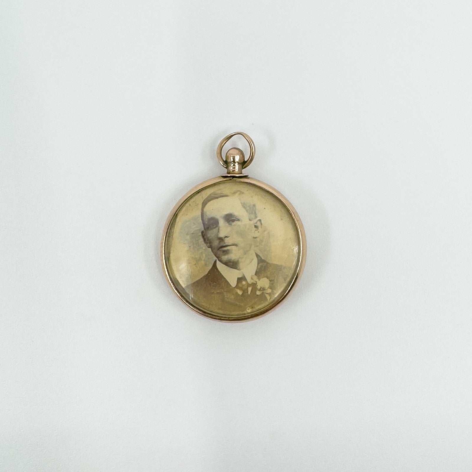 Antique 9ct Rose Gold Small Double Sided Glass Locket (Chester 1900)