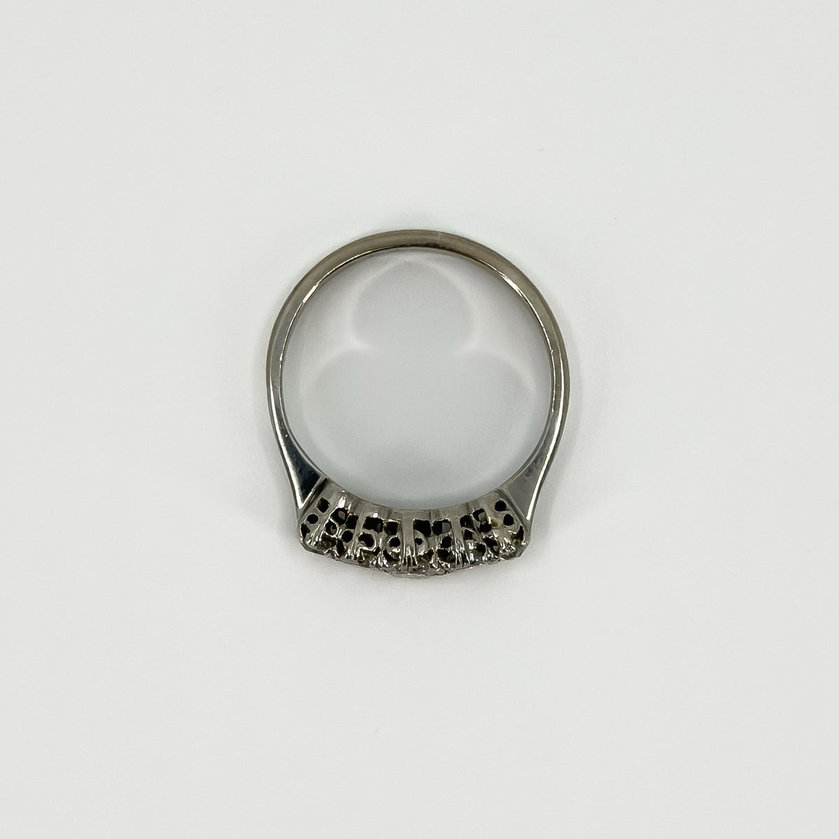 Vintage 18ct White Gold 0.82ct Diamond 5 Stone Ring 750 Size M