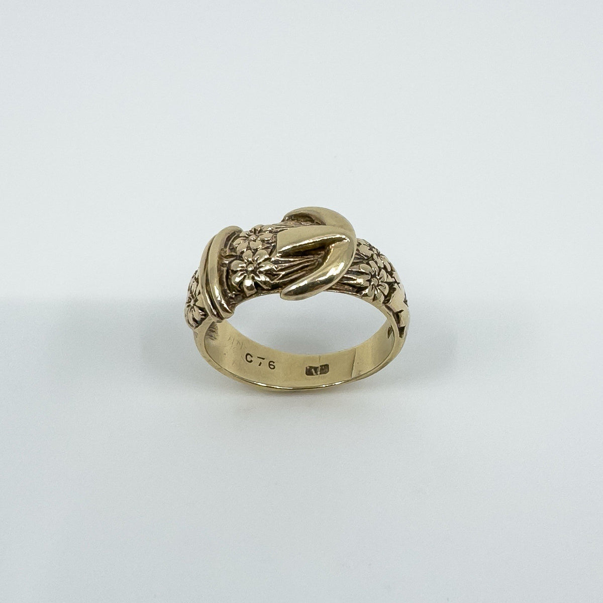 Vintage Chunky 9ct Gold Floral Engraved Buckle Ring 375 Size O 6.2g