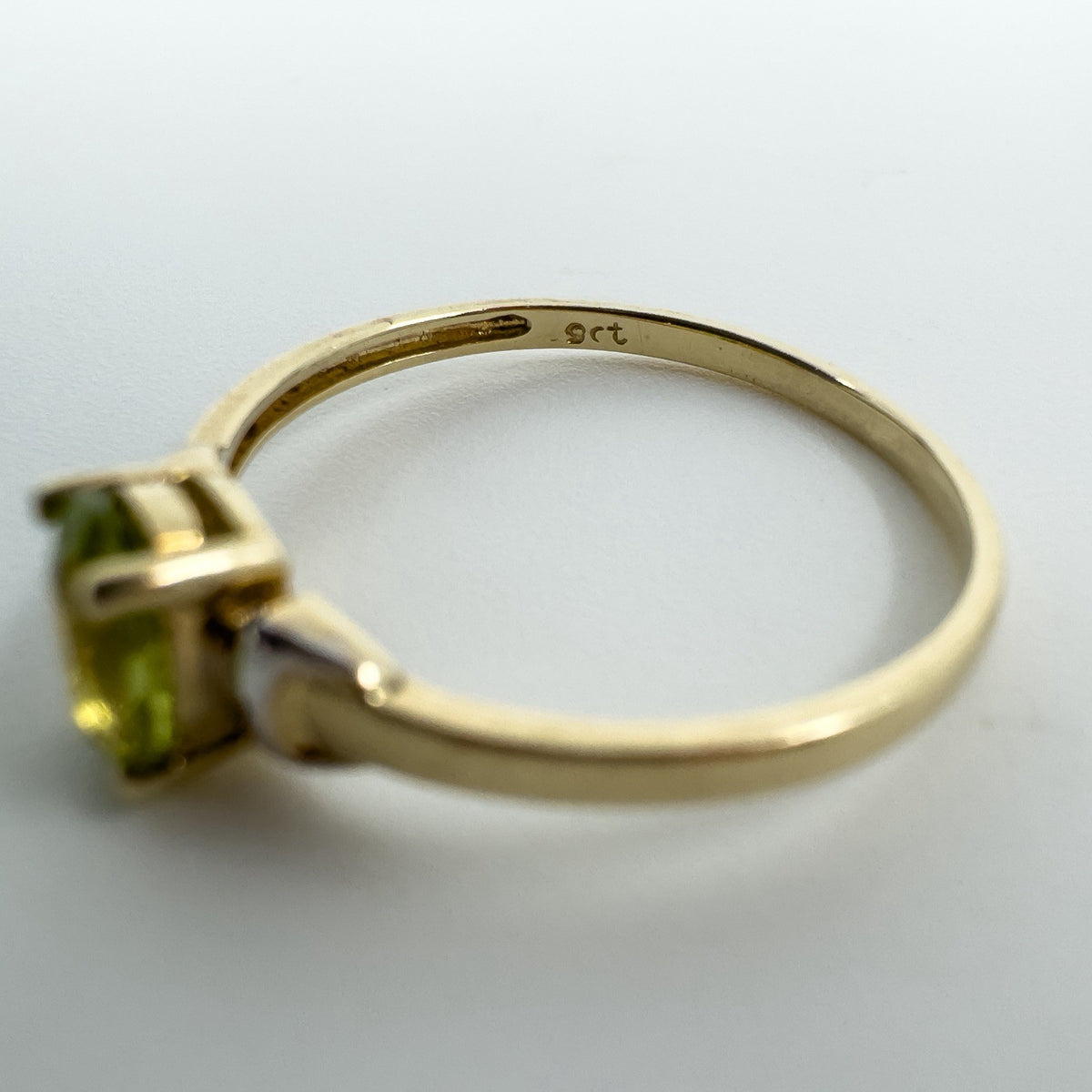 9ct Yellow Gold 0.40ct Peridot Solitaire Ring 375 Size L Engagement Stacking