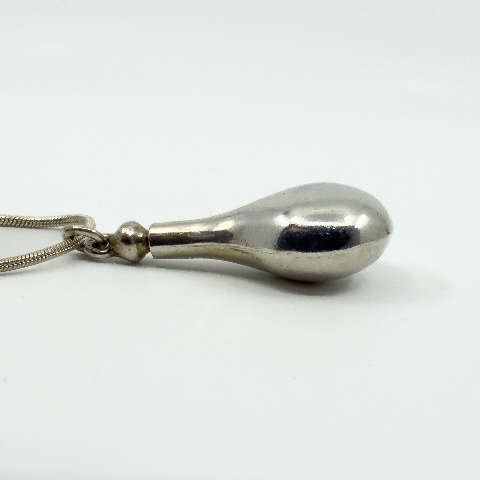 Vintage Sterling Silver Tear Drop Perfume Poison Bottle Pendant & 16" Chain 925