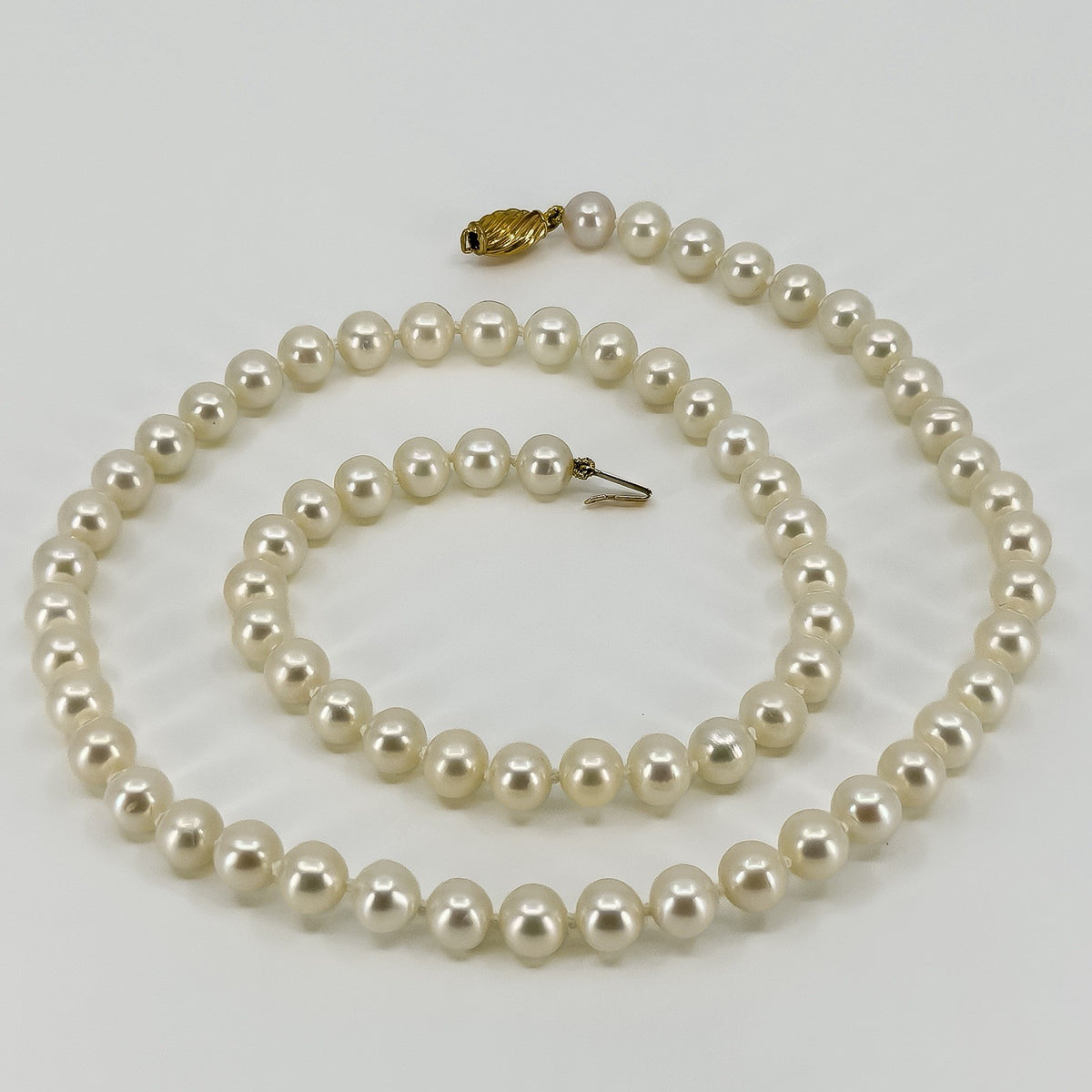 9ct Gold White 6mm Cultured Pearl 18” Necklace 375