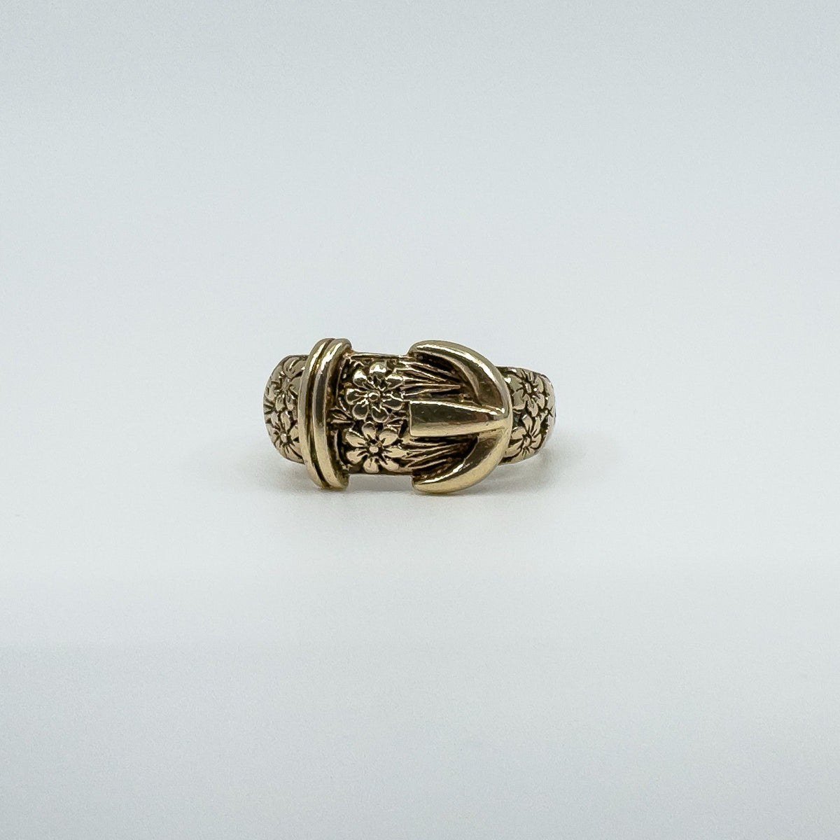 Vintage Chunky 9ct Gold Floral Engraved Buckle Ring 375 Size O 6.2g