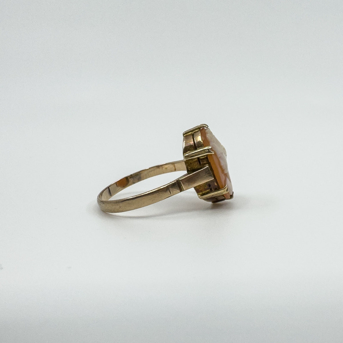 Vintage 9ct Gold Large Chunky Carved Cameo Ring 375 Size P