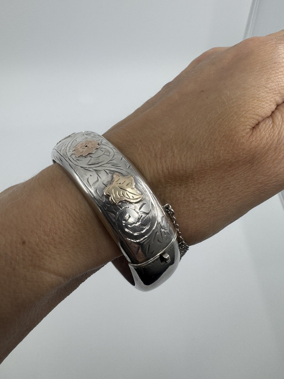 Chunky Vintage Sterling Silver & Rose Gold Engraved Floral Bangle 925 Birm 1959