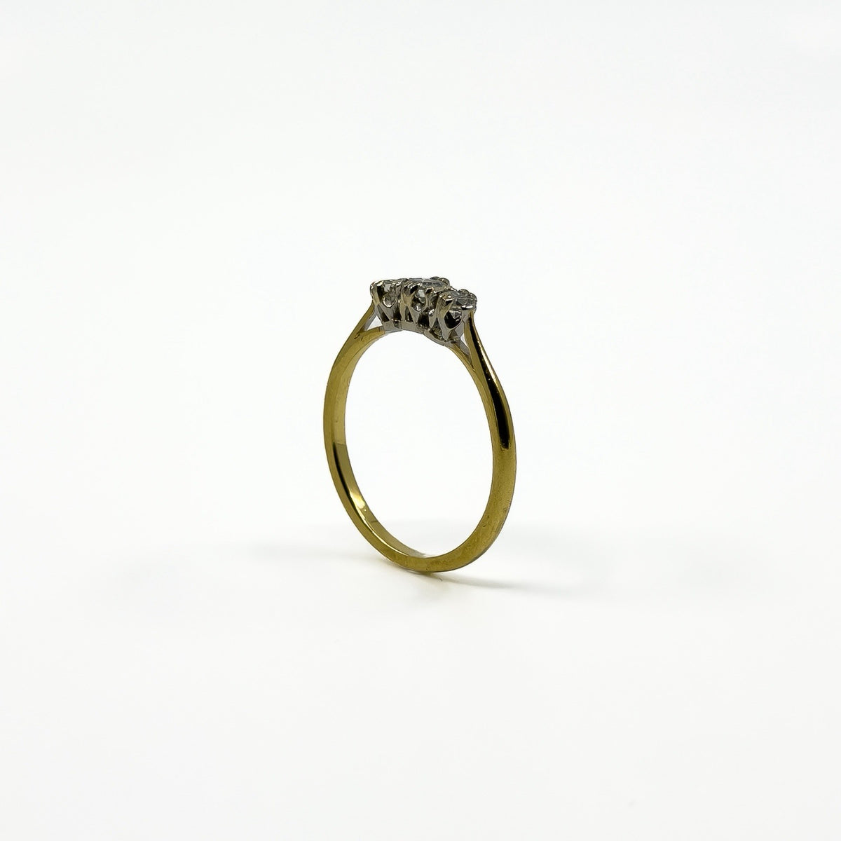 Vintage 18ct Gold 0.30ct Diamond Trilogy Ring 750 Size Q