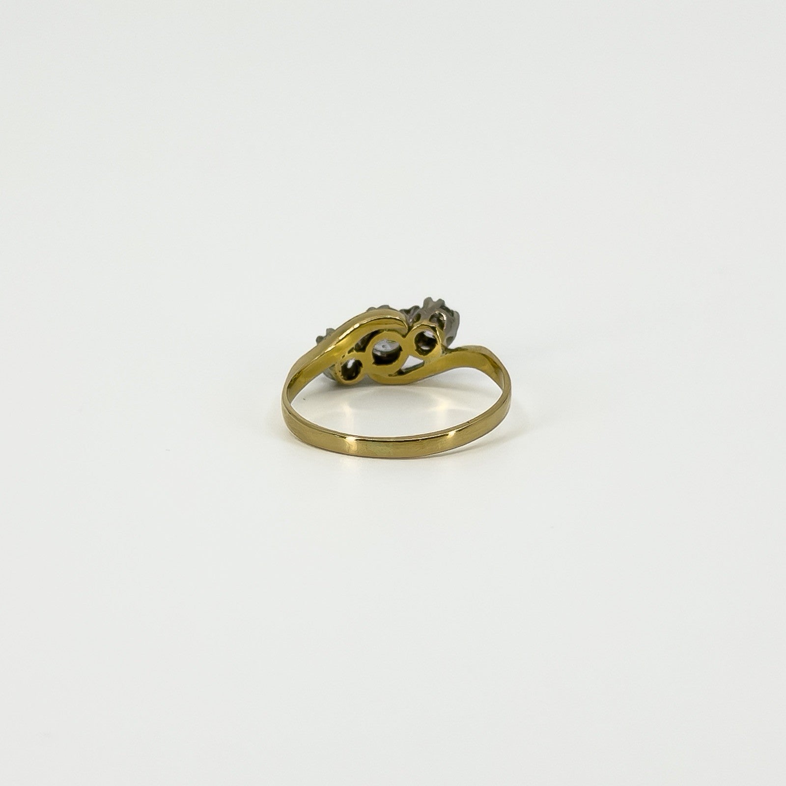 Vintage 18ct Gold & Platinum 0.45ct Diamond Trilogy Ring 750 Size K