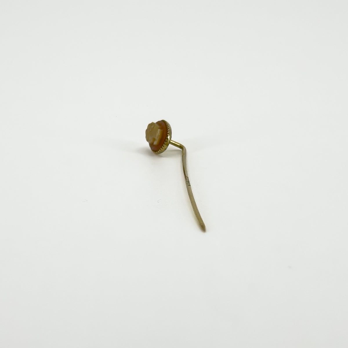 Vintage 9ct Cameo Shell Left Facing Stick Pin 375 (London 1980)