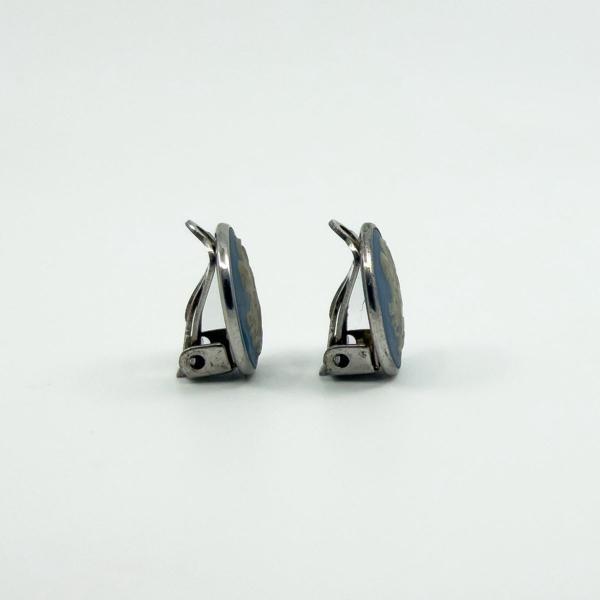 Vintage Sterling Silver Jasper Ware Blue Cameo Clip on Earrings 925