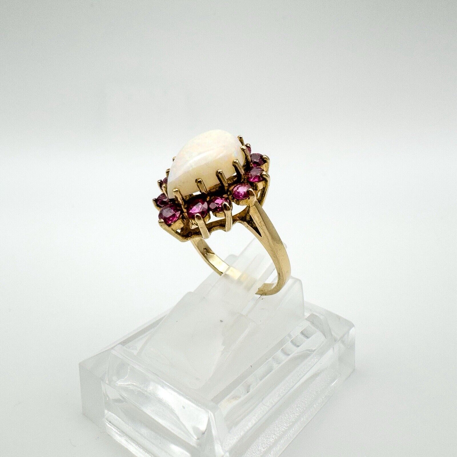 Huge Vintage 9ct Gold Opal & Ruby Ring ( approximately 3ct Total Gems )