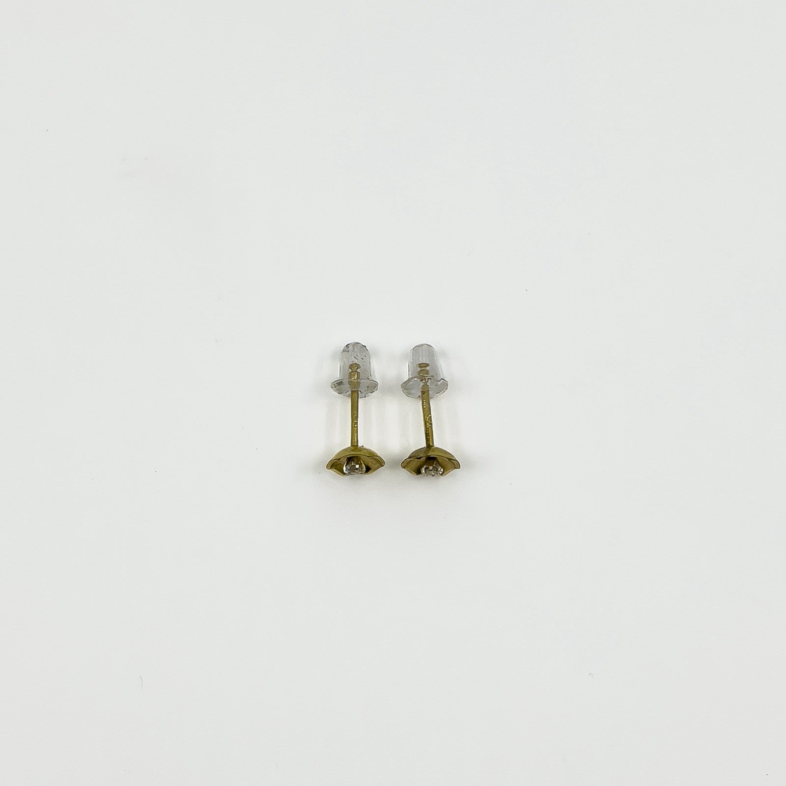 Vintage 9ct Gold Tiny Diamond Solitaire Stud Earrings 375 (1978)