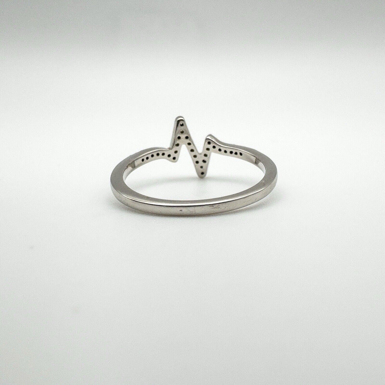 Diamond Heartbeat / Zig Zag Ring in Sterling Silver 925 Size P - Q