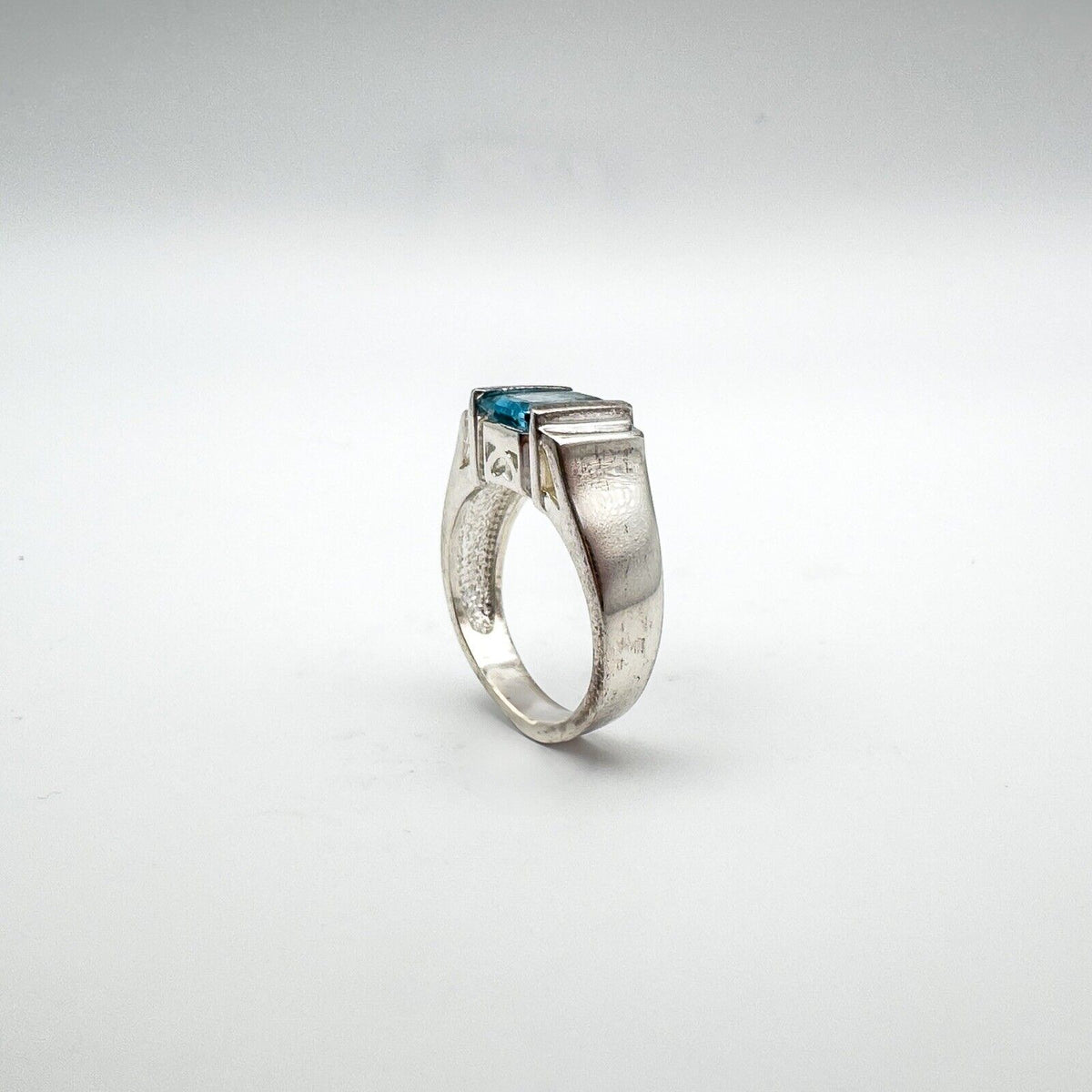 1.5ct Blue Topaz Solitaire Ring Sterling Silver 925 Size K Engagement Stacking