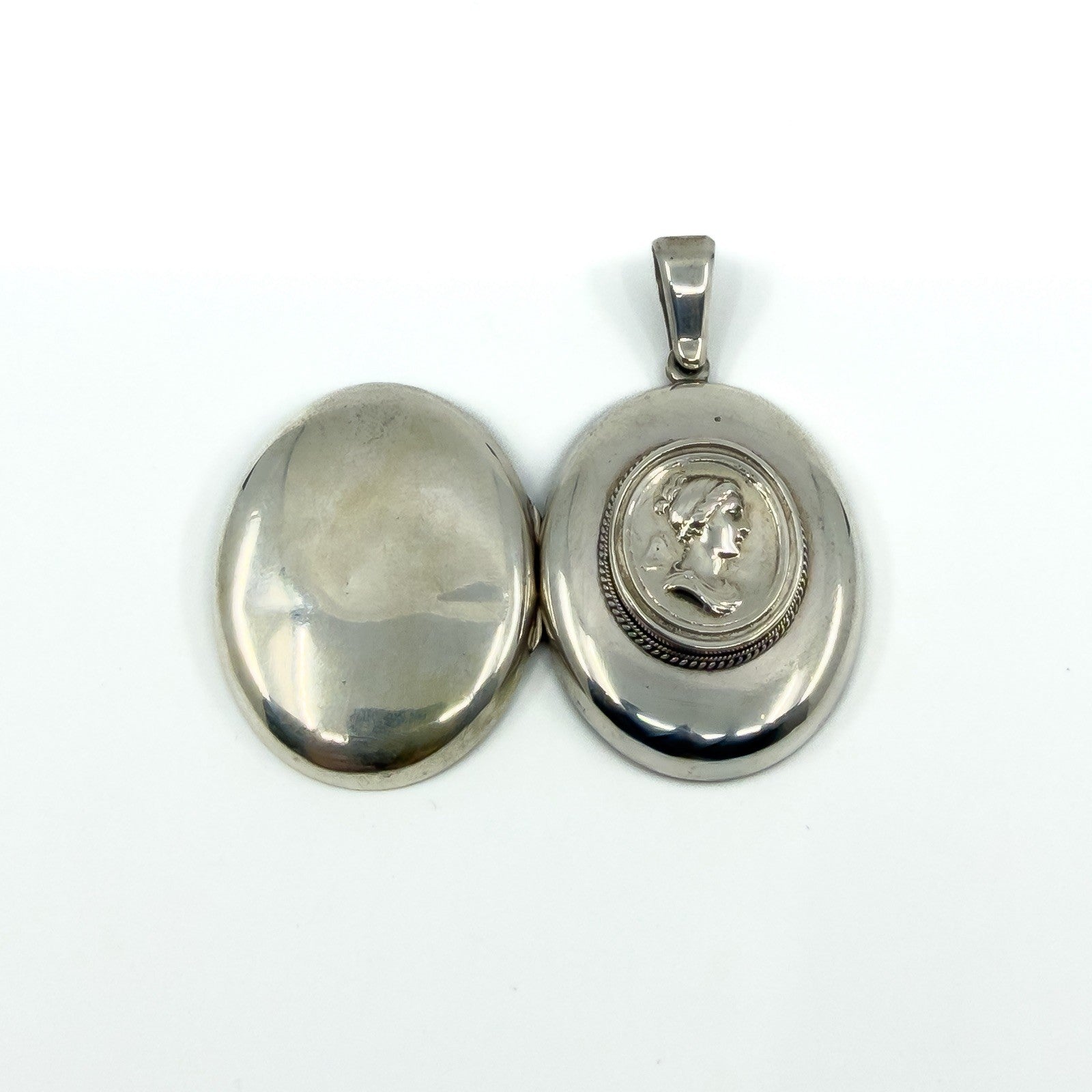 Large Chunky Antique Victorian Sterling Silver Cameo Portrait Locket 925