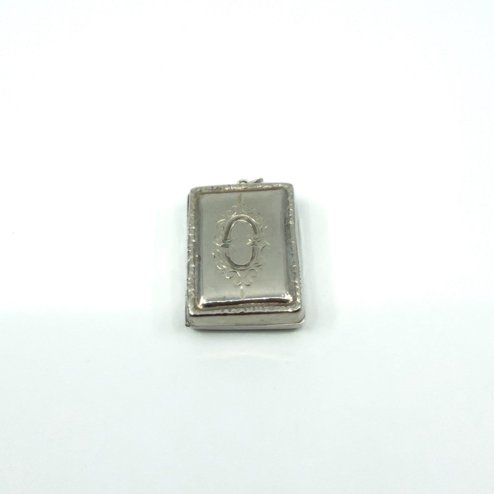Chunky Vintage Sterling Silver Engraved Initail O Secret Locket Photo Book 925