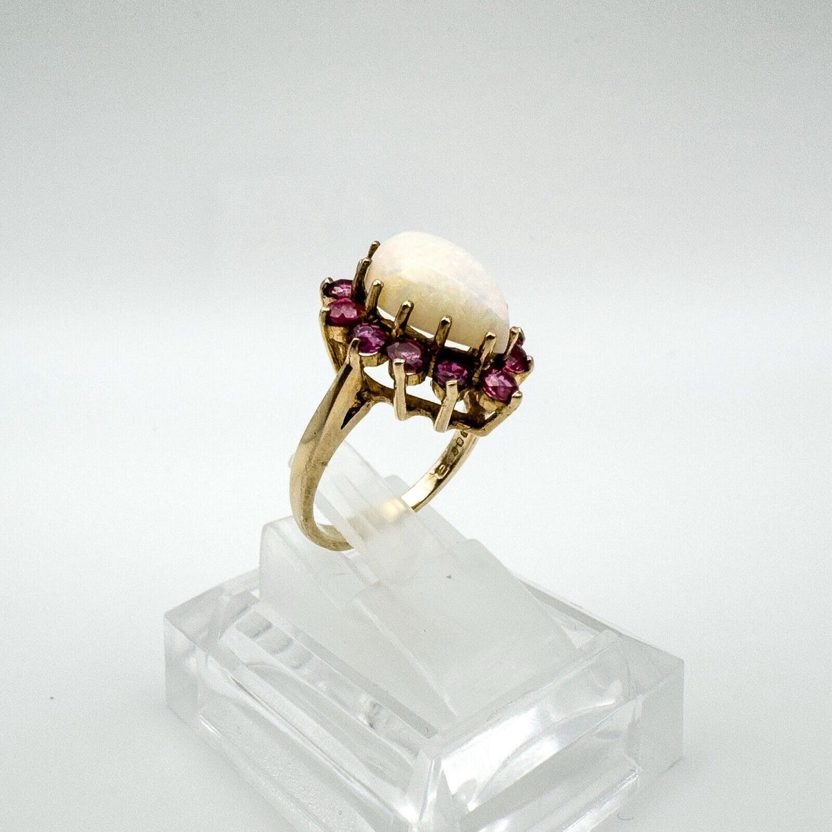 Huge Vintage 9ct Gold Opal & Ruby Ring ( approximately 3ct Total Gems )