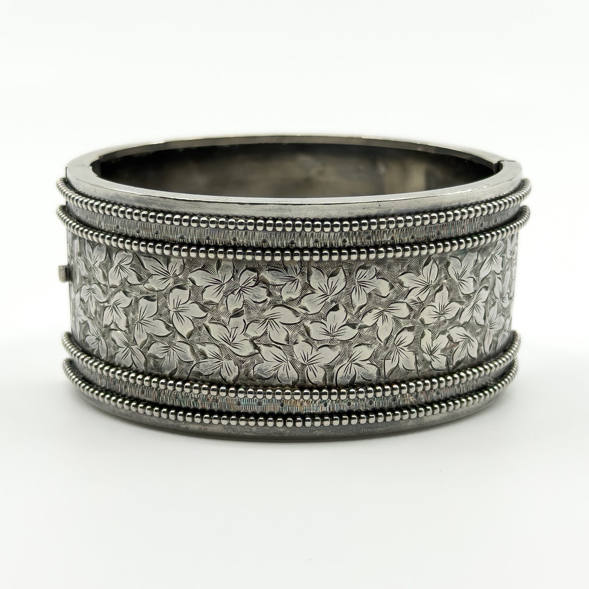 Wide Antique 1883 Victorian Sterling Silver Engraved lvy Leaf Bangle 925