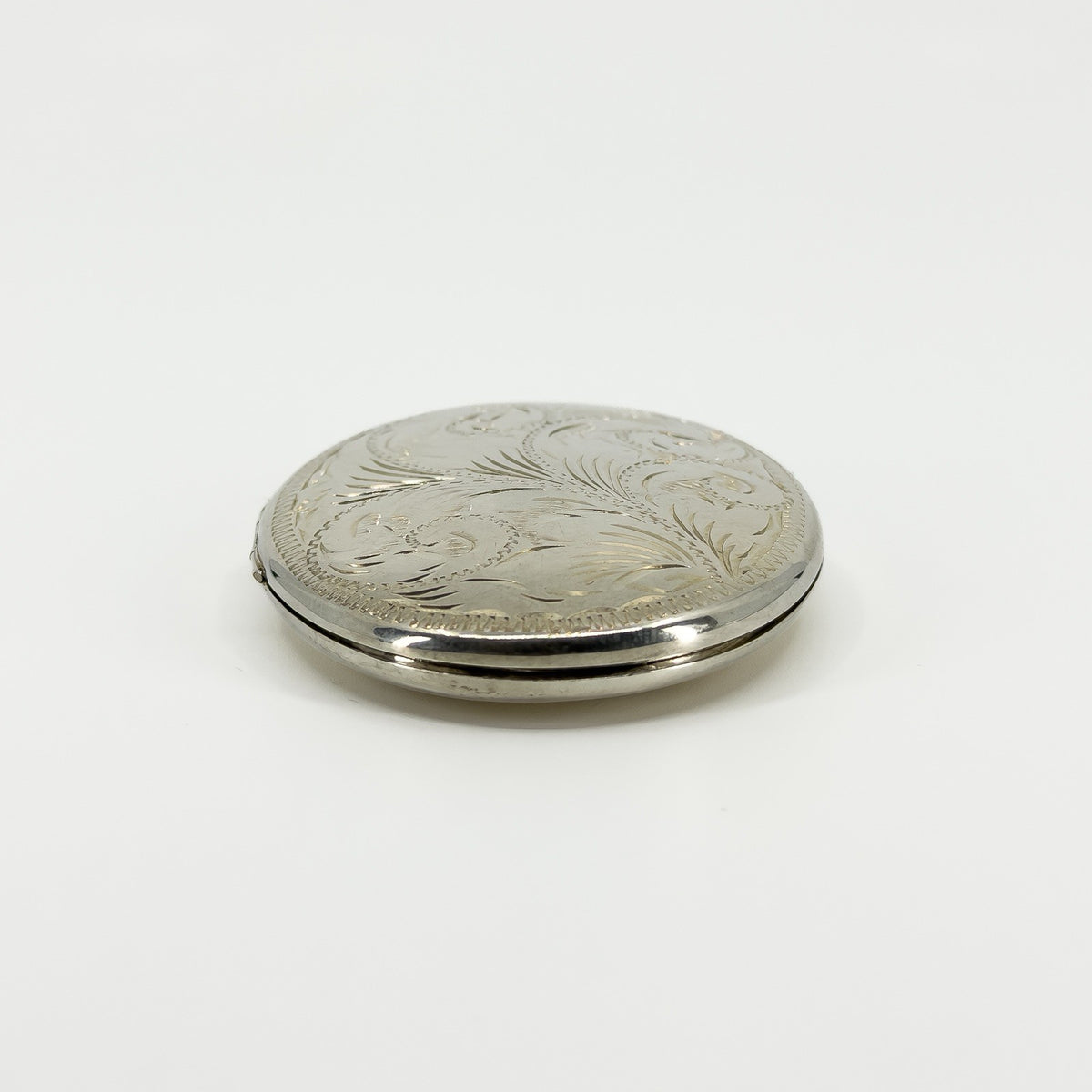 Large Vintage Sterling Silver Oval Floral Engraved Locket 925