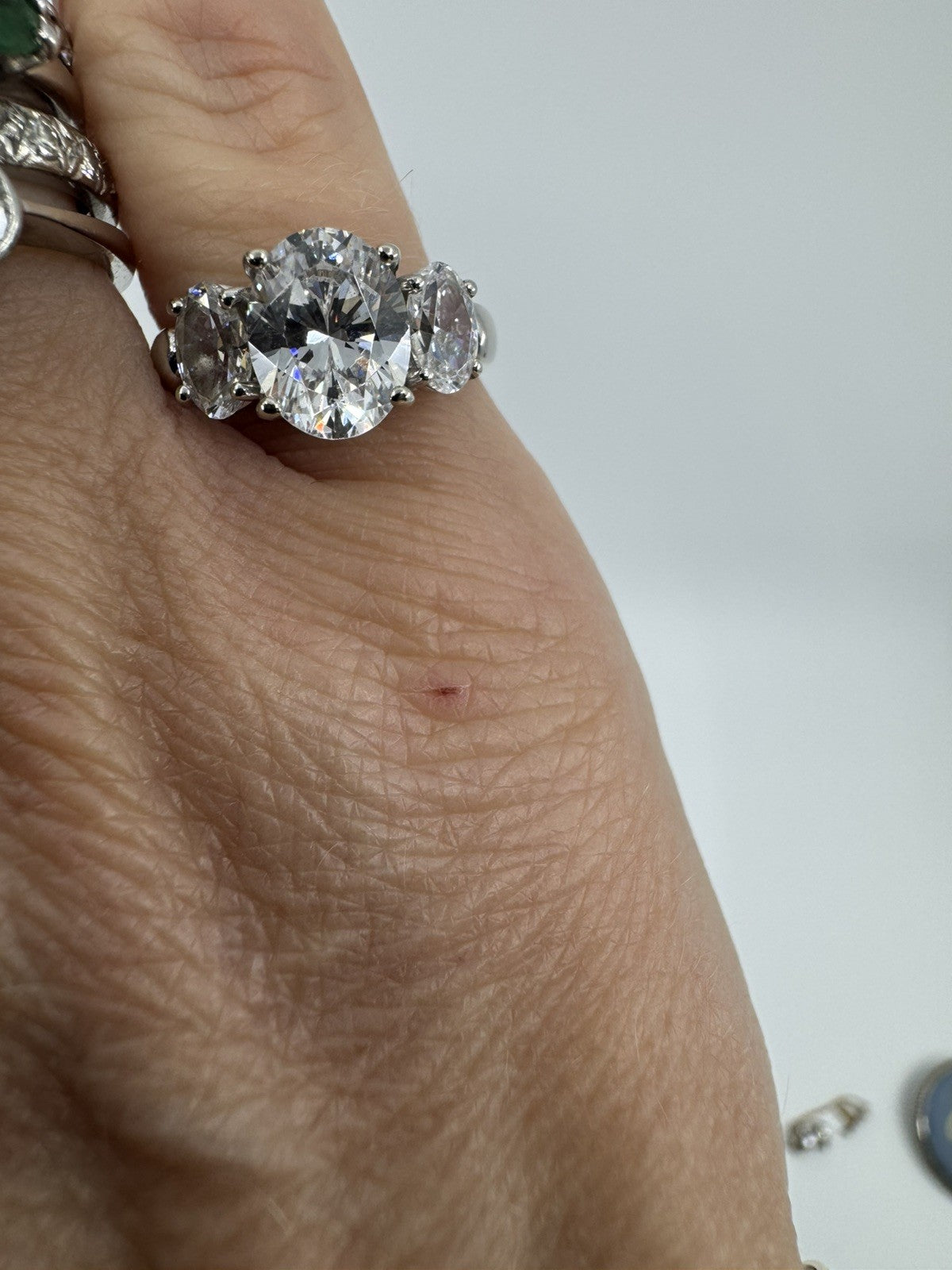Chunky 9ct White Gold 2.30ct CZ Trilogy Engagment Ring 375 Size J