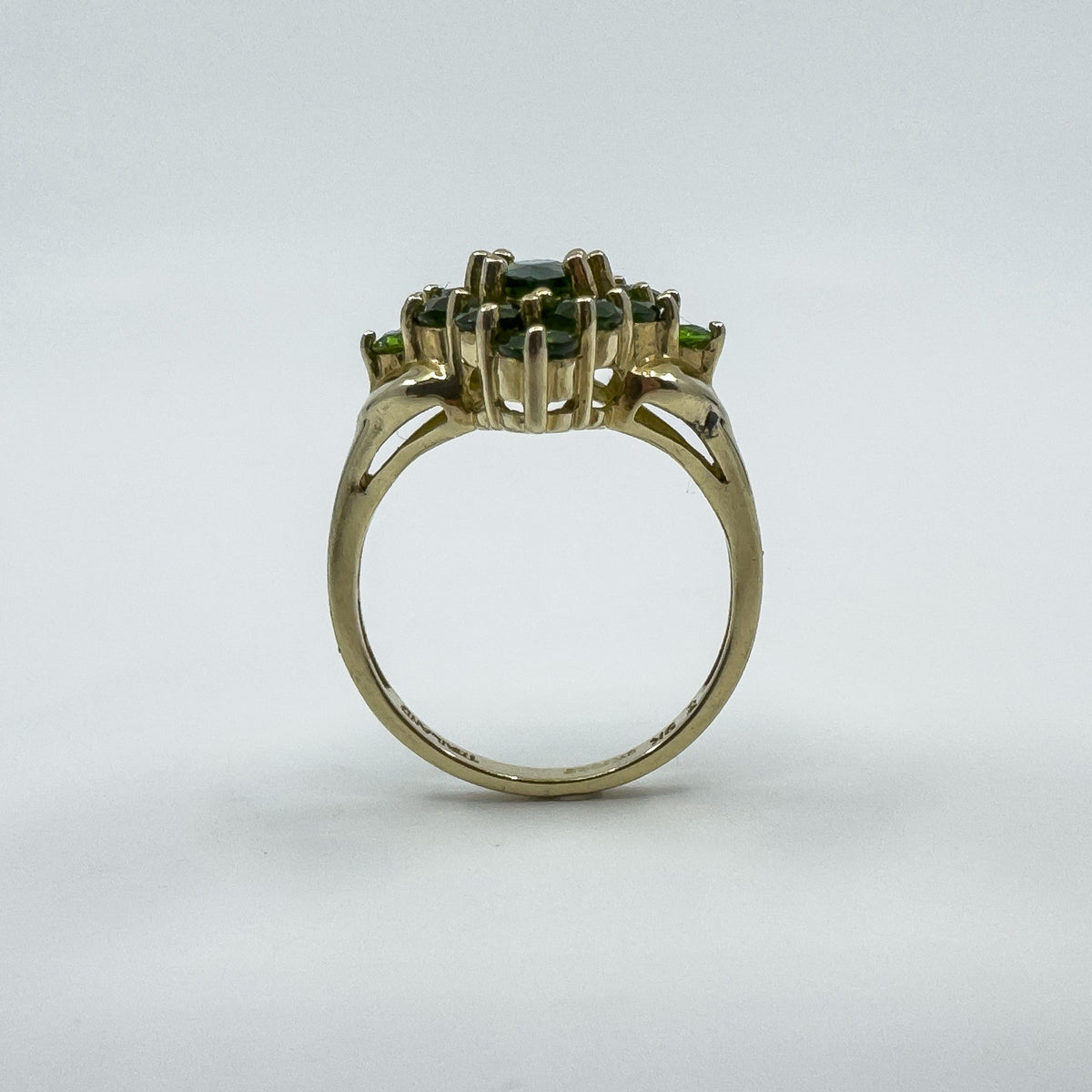 9ct Yellow Gold Green Tourmaline Cluster Ring 375 Size K