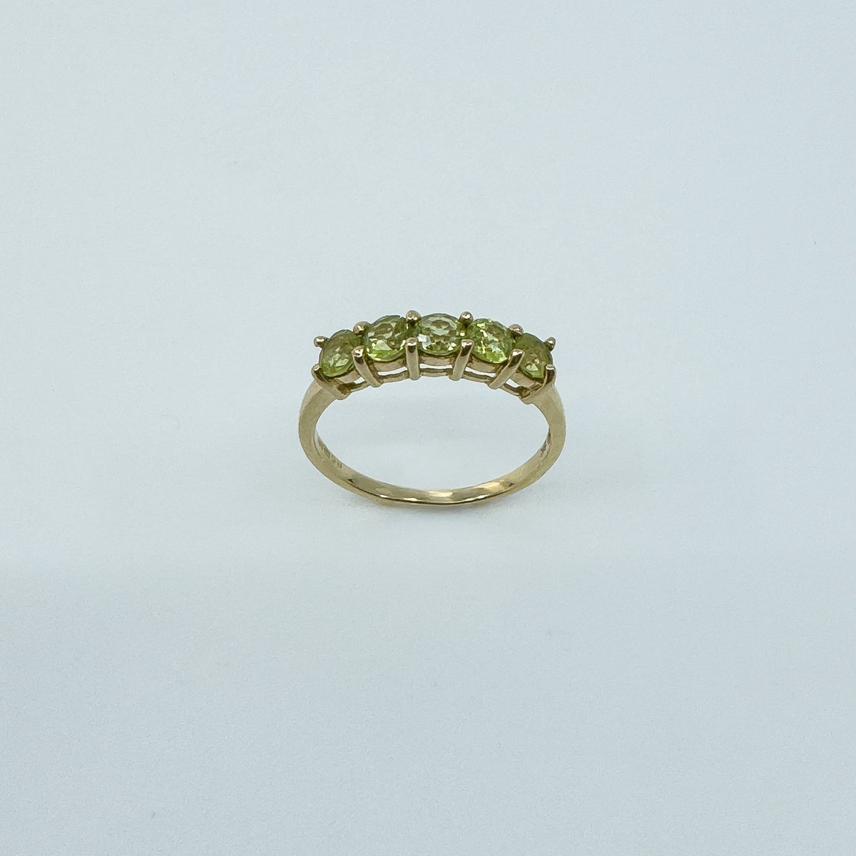 Vintage 9ct Yellow Gold 5x Stone 0.85ct Peridot Ring / Band 375 Size N Birm 2005