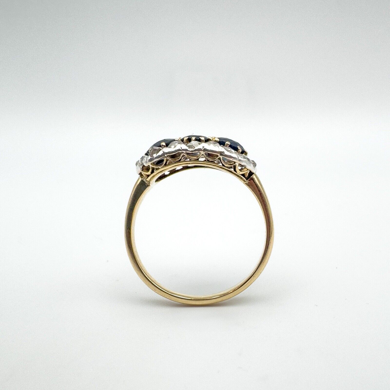 Antique 18ct Gold1.80ct Trilogy Sapphire & Rose Cut Diamond Ring Size R - S