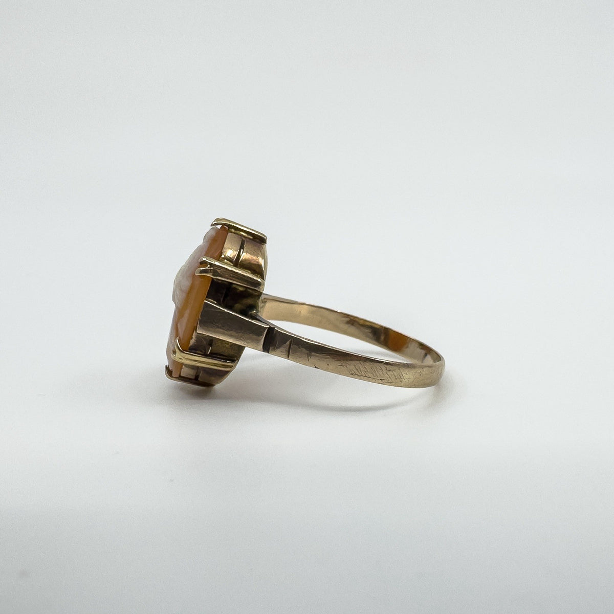 Vintage 9ct Gold Large Chunky Carved Cameo Ring 375 Size P