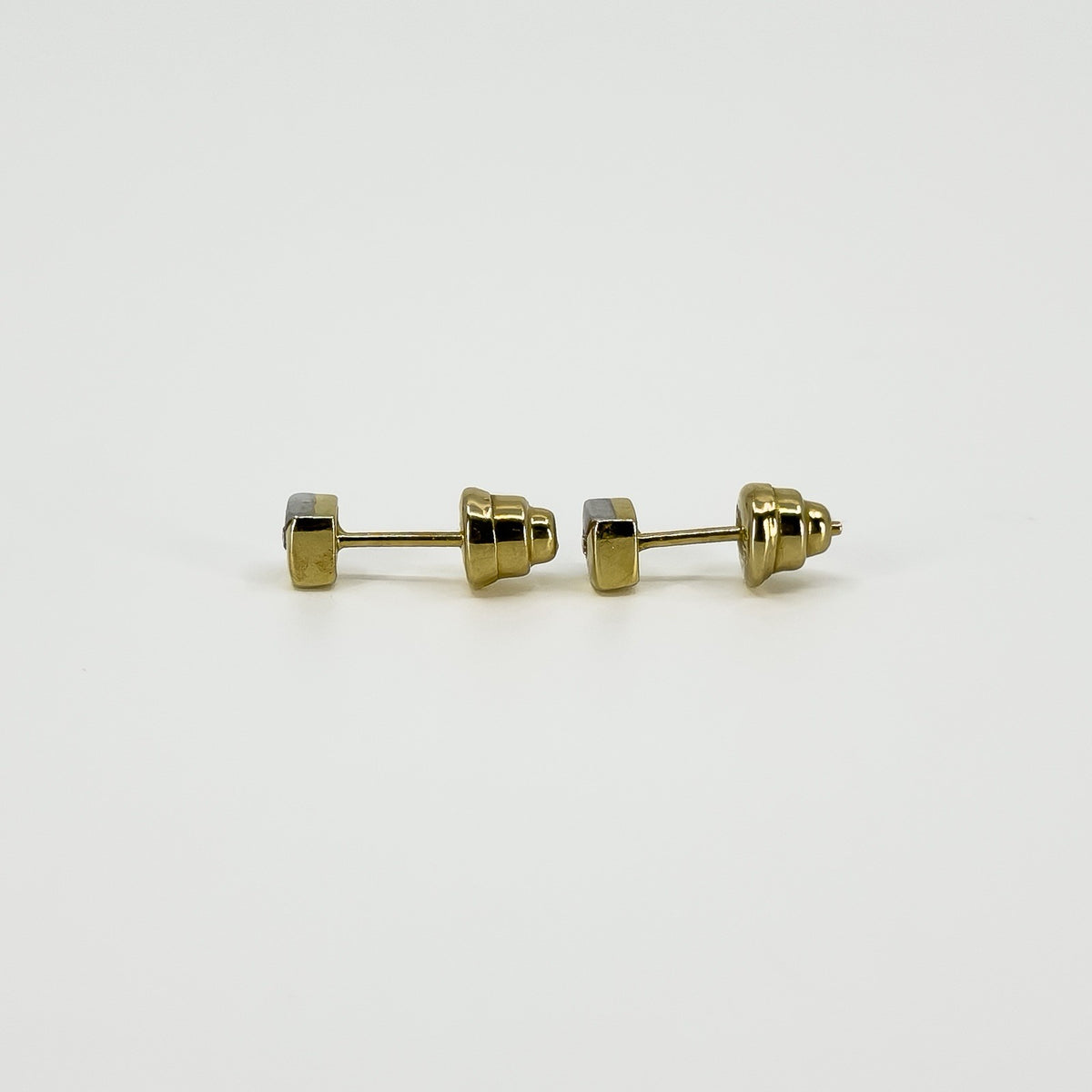 Small Chunky 14ct Gold Tiny Diamond Solitaire Square Stud Earrings 585