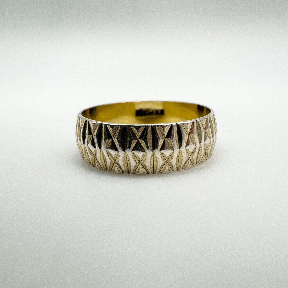 Vintage Diamond Cut Sterling Silver 925 Ring Size O - P *