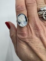 Vintage 9ct Gold Chunky Carved Blue Agate Cameo Locket Ring 375 Size S - T