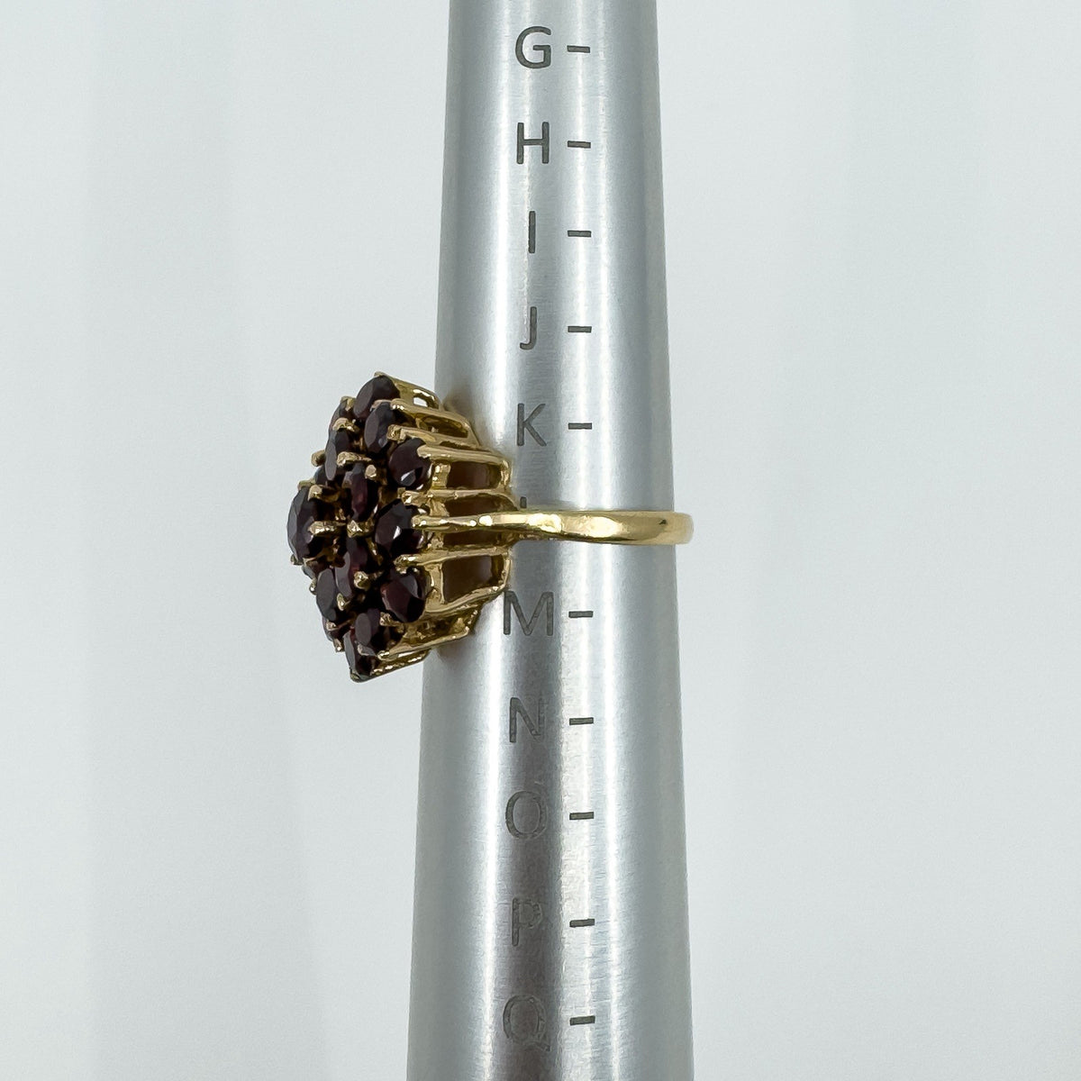 Large Vintage 9ct Gold Garnet Cocktail Cluster Ring Size L