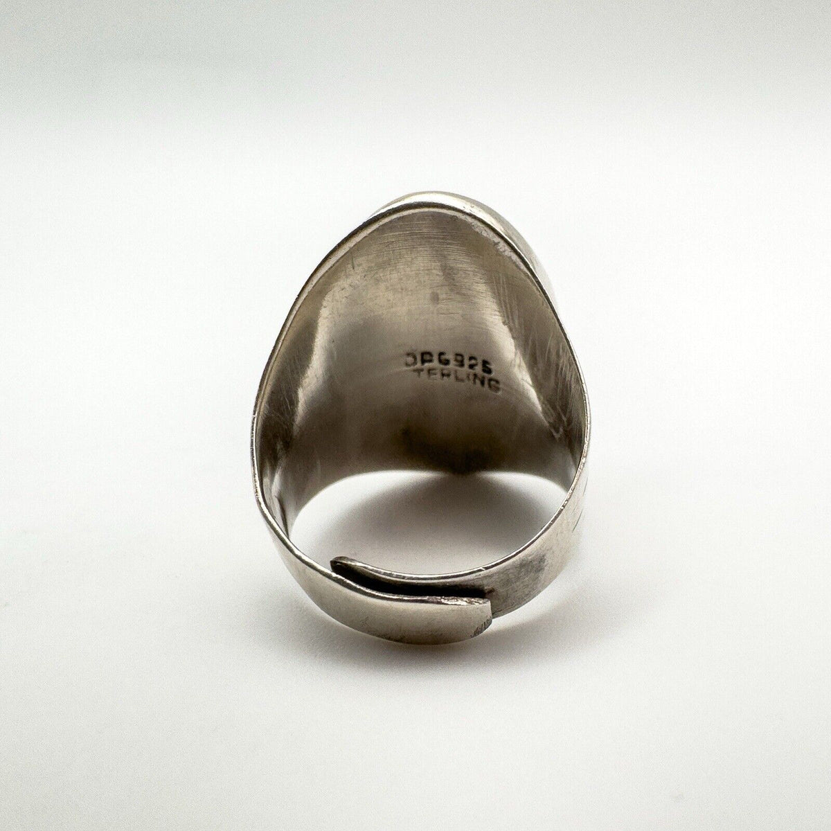 Large Chunky Oval Vintage Engraved Ring in Sterling Silver 925 Size P - Q by DPG