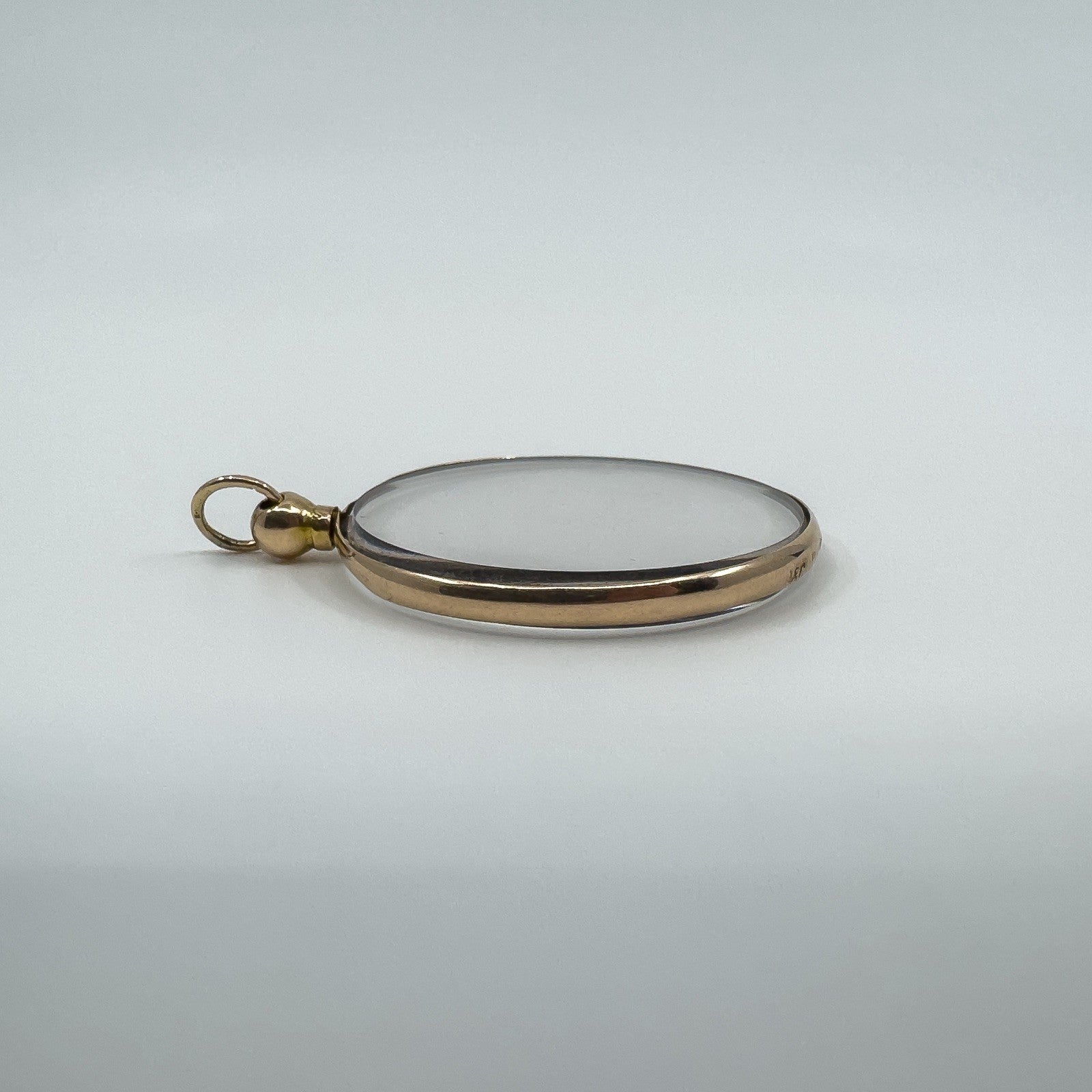Large Antique 9ct Gold Double Sided Glass Photo Locket 375