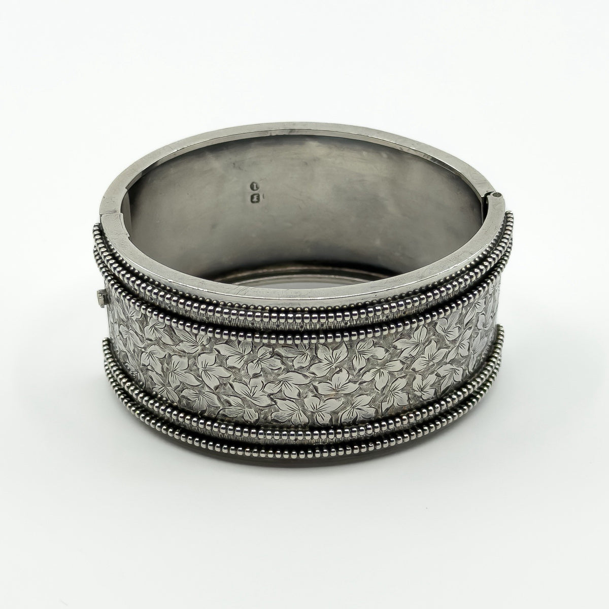 Wide Antique 1883 Victorian Sterling Silver Engraved lvy Leaf Bangle 925