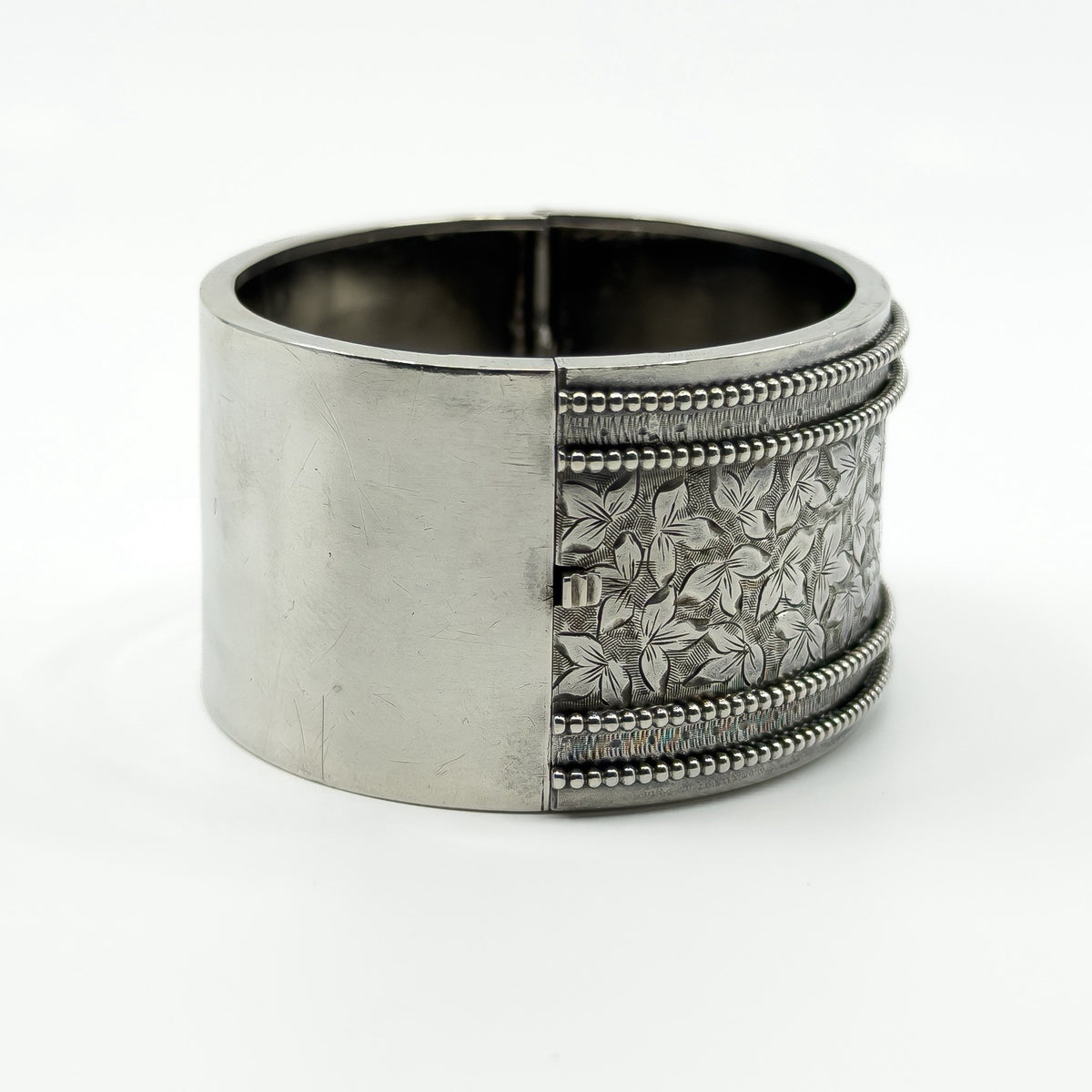 Wide Antique 1883 Victorian Sterling Silver Engraved lvy Leaf Bangle 925