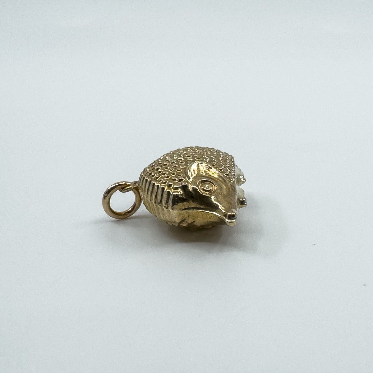 Large Vintage 9ct Gold Hedgehog Animal Pendant/ Charm 375 (London 1975)
