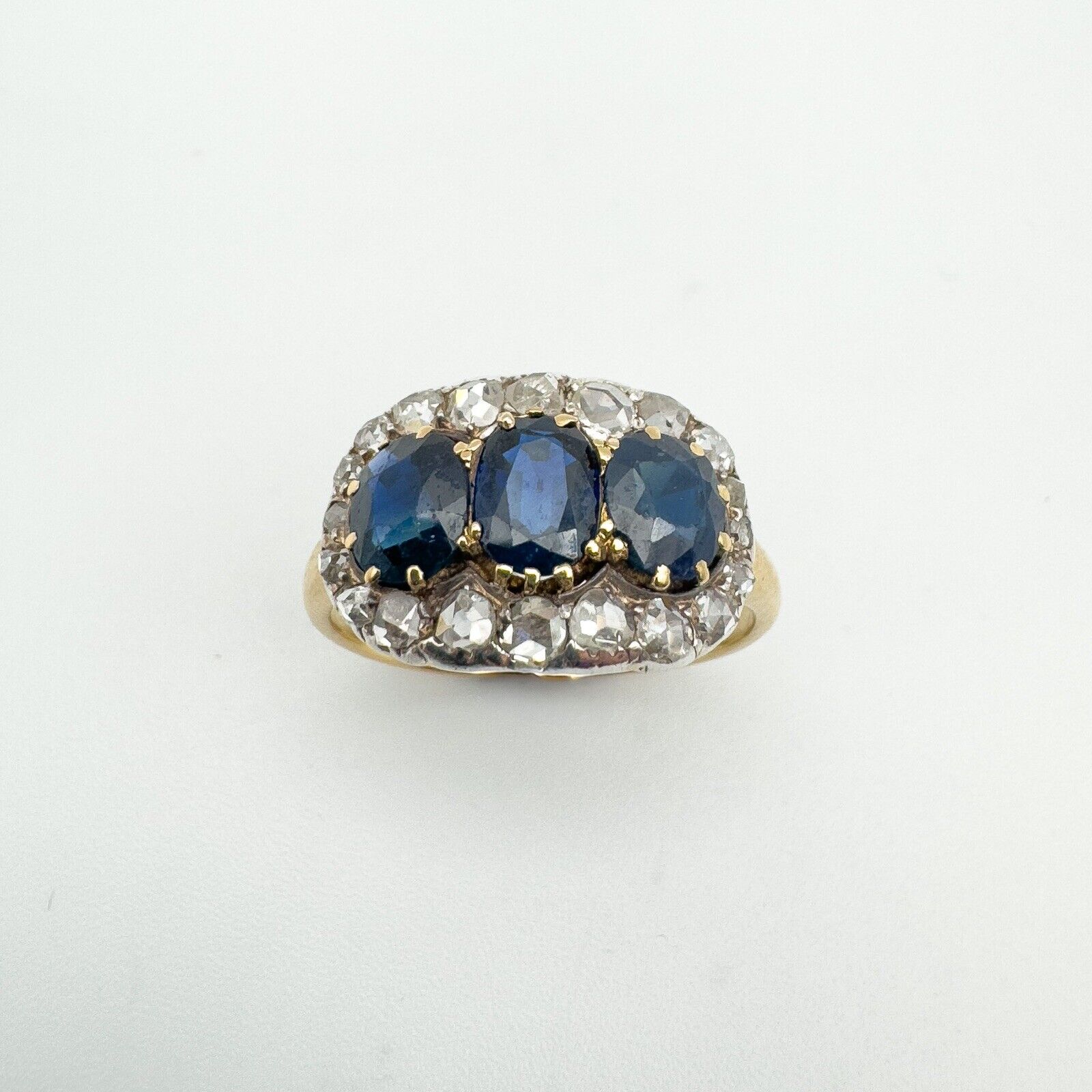 Antique 18ct Gold1.80ct Trilogy Sapphire & Rose Cut Diamond Ring Size R - S