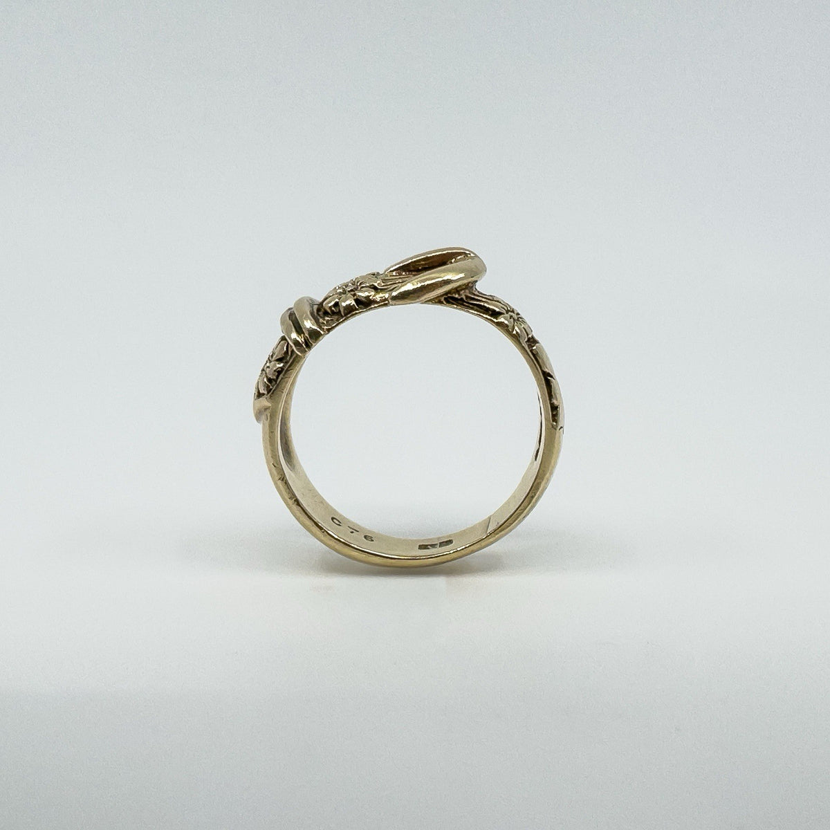 Vintage Chunky 9ct Gold Floral Engraved Buckle Ring 375 Size O 6.2g